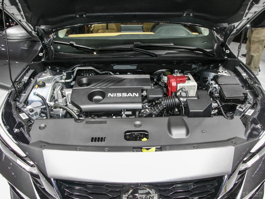 Engine of Nissan-Sylphy-Price-in Pakistan 2023