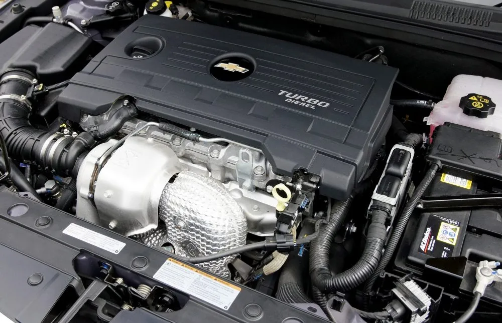 The-2.0-litre-VCDi-Diesel-Engine-e1607582891558-1000x645